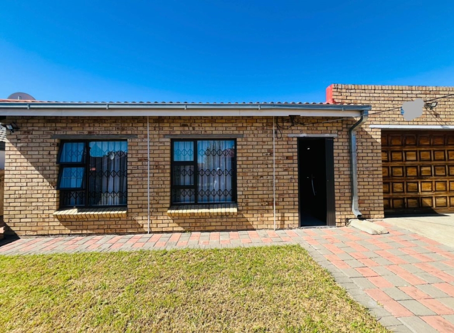 3 Bedroom Property for Sale in Grasslands Free State